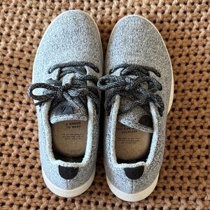 Allbirds Women’s Sneakers in Gray